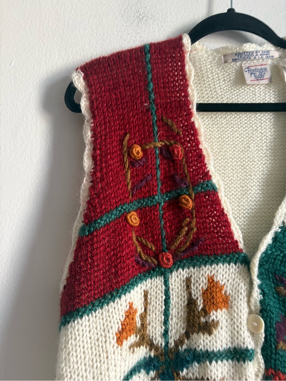 Vintage Sz L Hand Knit Holidays Christmas Winter Grandmacore Sweater Vest - Picture 3 of 7